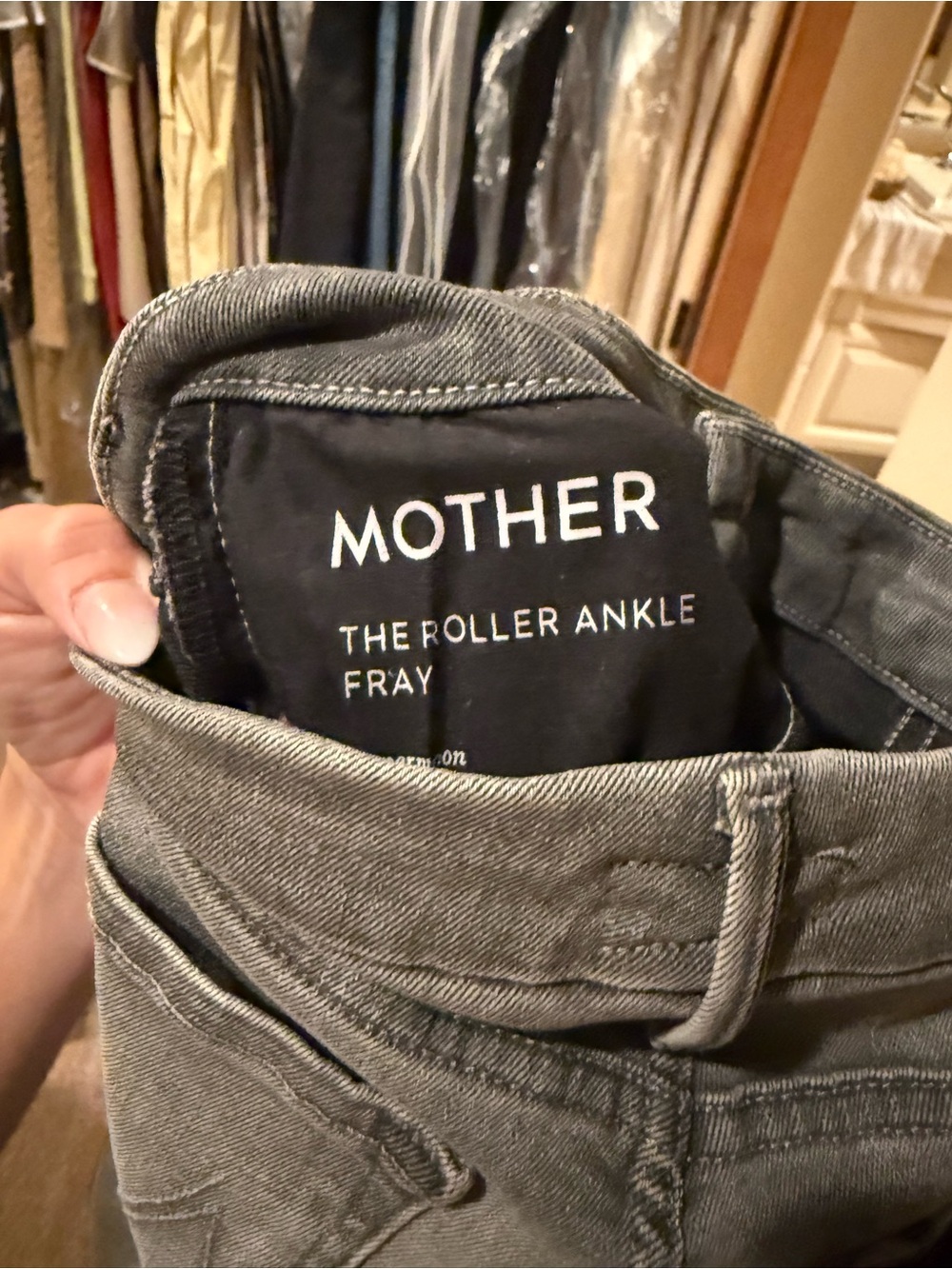 MOTHER Grey Wide-Leg Crop Jeans - Picture 3 of 4